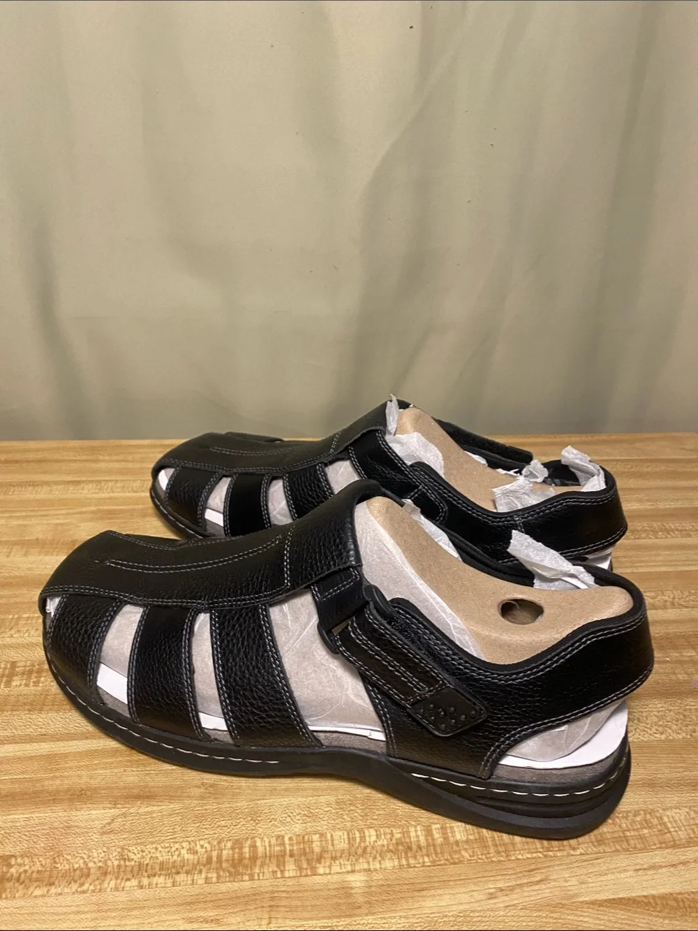 Dr. Scholl's Men's Gaston Fisherman Sandals Black Leather Closed Toe 13M NWOT